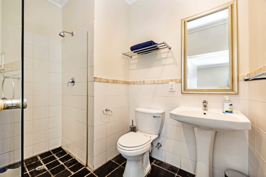 To Let 4 Bedroom Property for Rent in Boschenmeer Golf Country Estate Western Cape